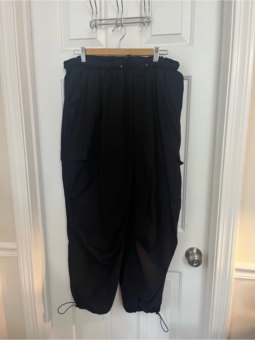 Women’s Black Cargo Jogger Pants - Elastic Waist & adjustable bottom.